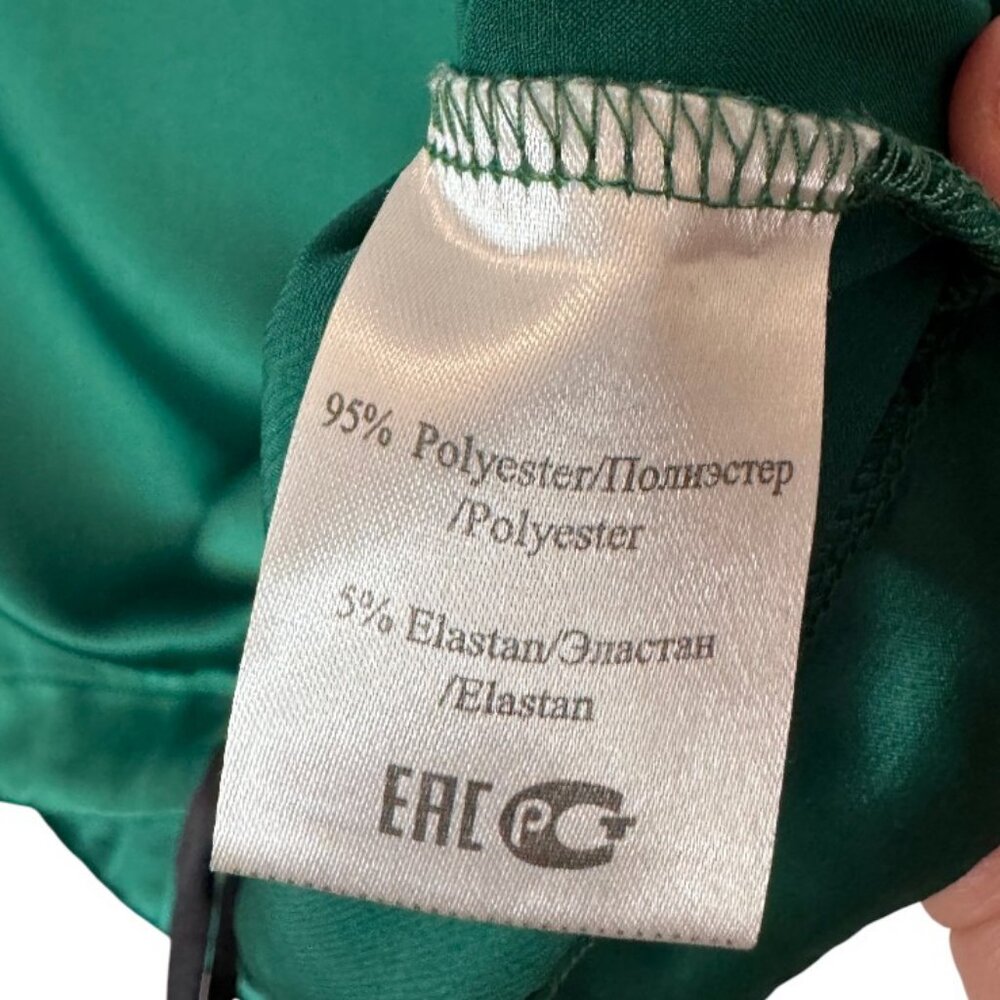 Tom Ford Green Satin Short Sleeve Crop Tee - Picture 5 of 5